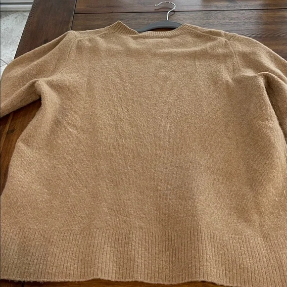 J Crew crew neck sweater extra soft camel tan size M - Picture 10 of 11